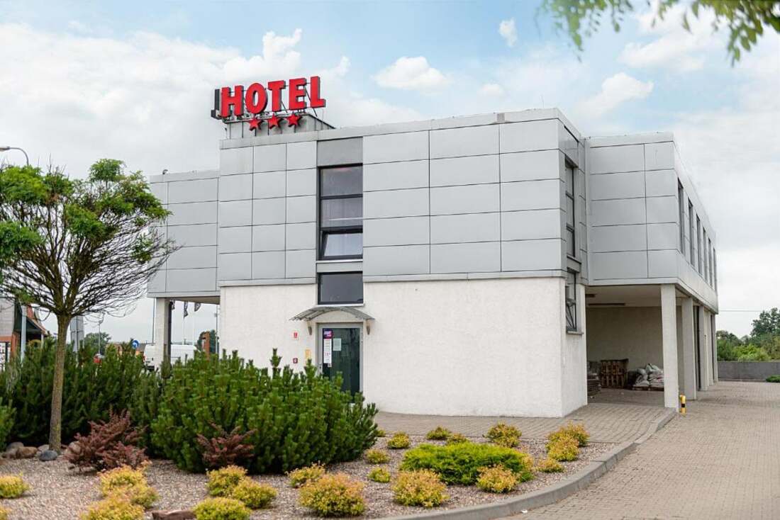 Witamy w Hotel Police
